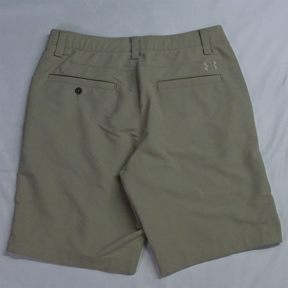 Under armour 32 x 9" Khaki Loose Fit Match Play Flex 1253487 Golf Shorts - Picture 7 of 7